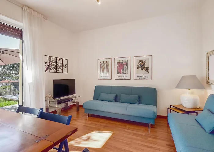 Beach Front Apartment In Recco With Wifi